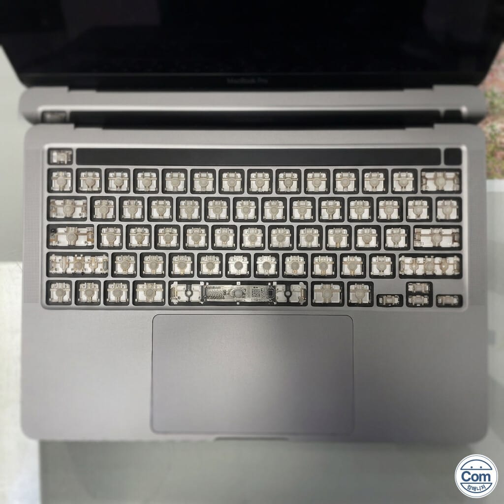 macbook a2338 keboard 분해