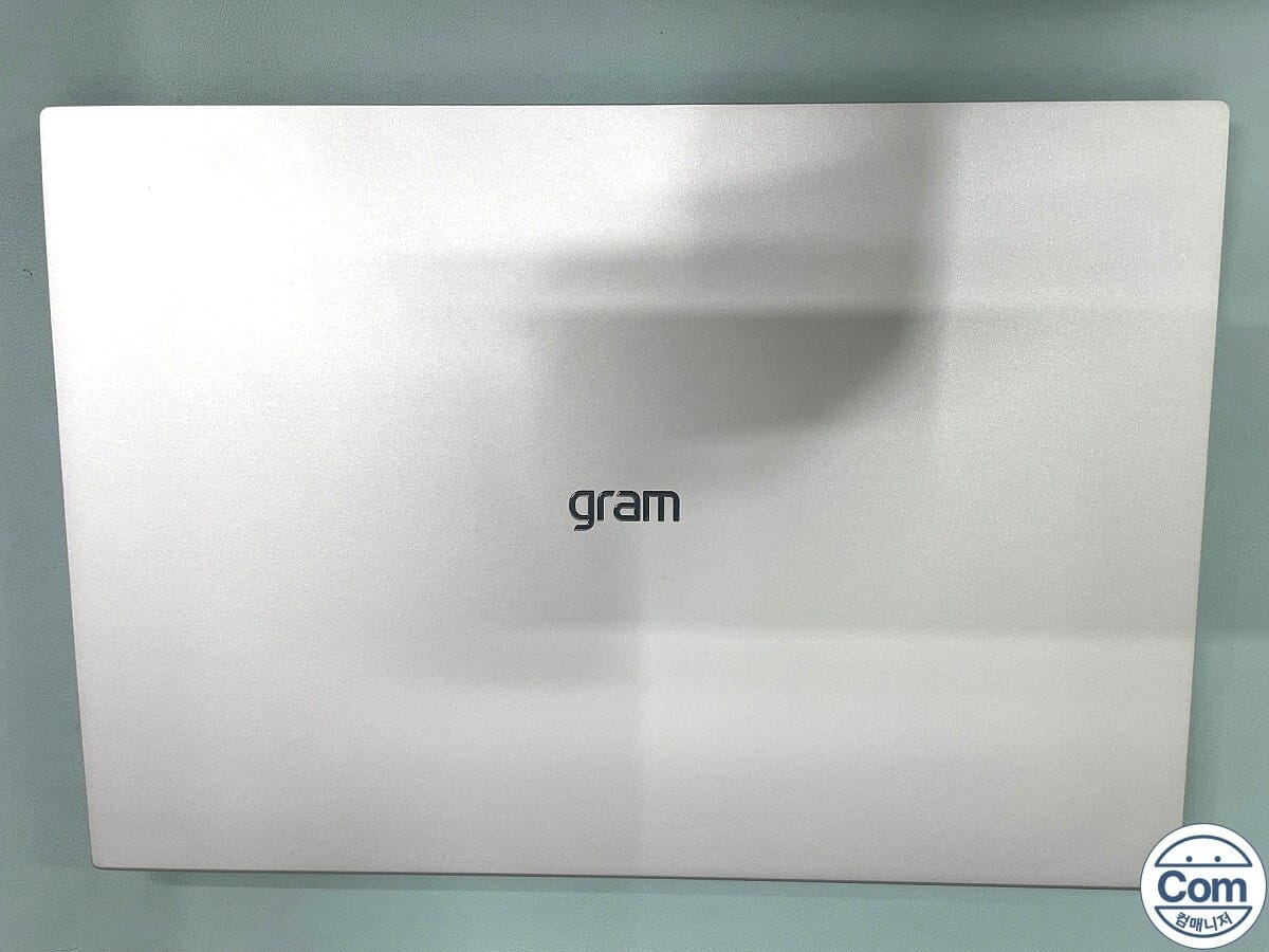 LG gram 14zd95u-gx56k 노트북 수리전 외관