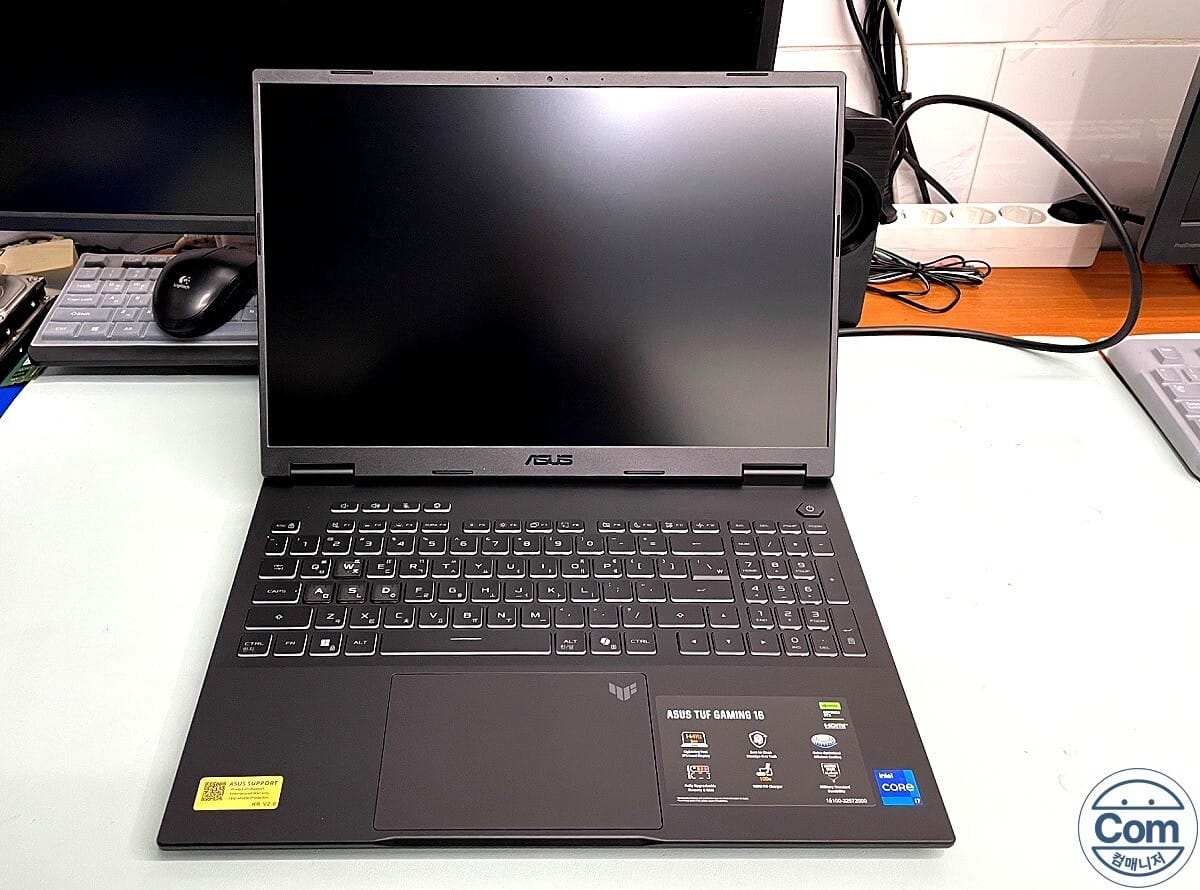 ASUS FX610J 노트북 수리전 검은 화면 상태